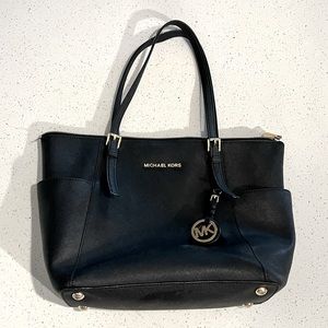 Michael Kors Saffiano Bag